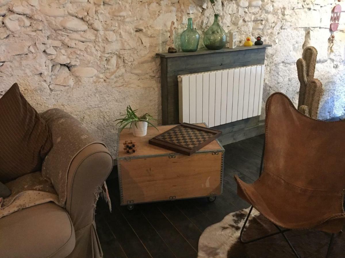 Le 25Bis Bed & Breakfast Saint-Martory Екстериор снимка