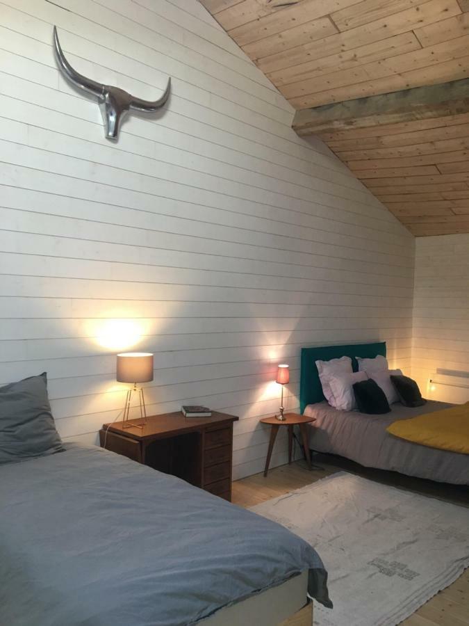 Le 25Bis Bed & Breakfast Saint-Martory Екстериор снимка